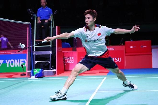 仍将围绕他 仍将围绕他