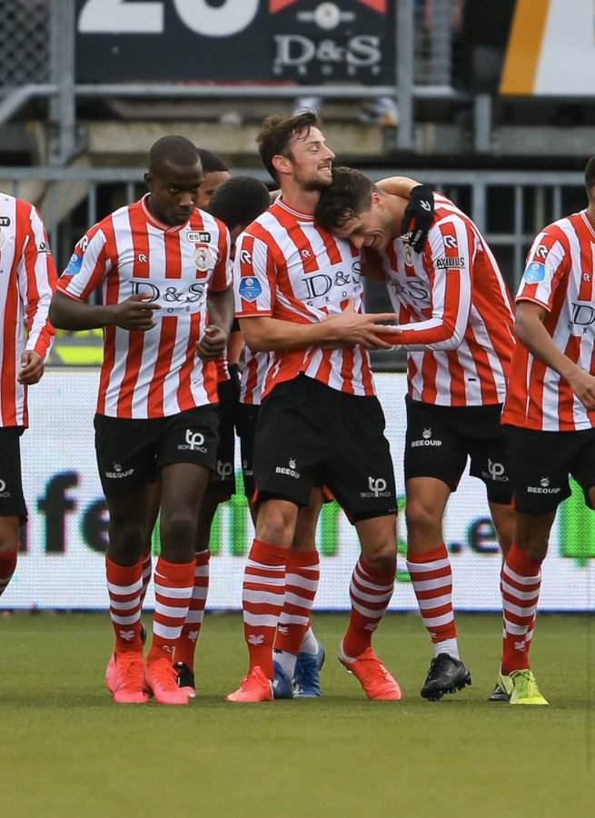 的背靠背体 的背靠背体